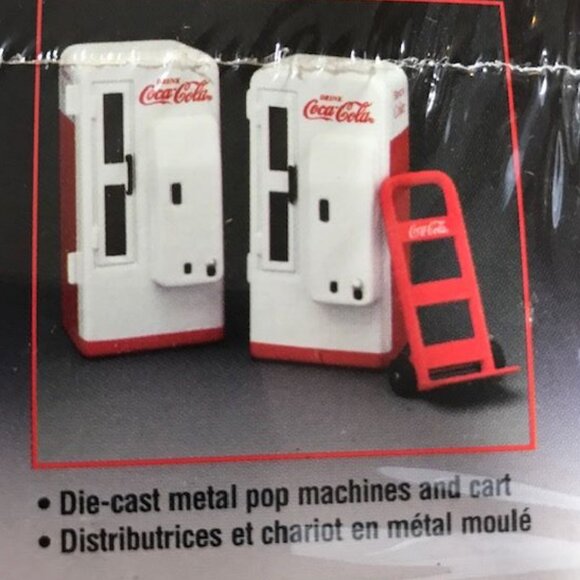 Vintage Coca-Cola 1950 Chevrolet Pickup 1/25 Model Kit w/Pop Machines & Cart - Picture 9 of 13